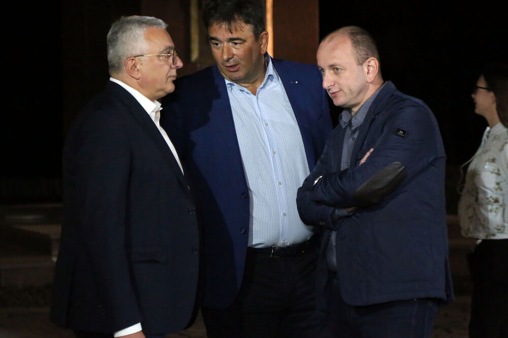 Mandić, Medojević i Knežević, Foto: Filip Roganović