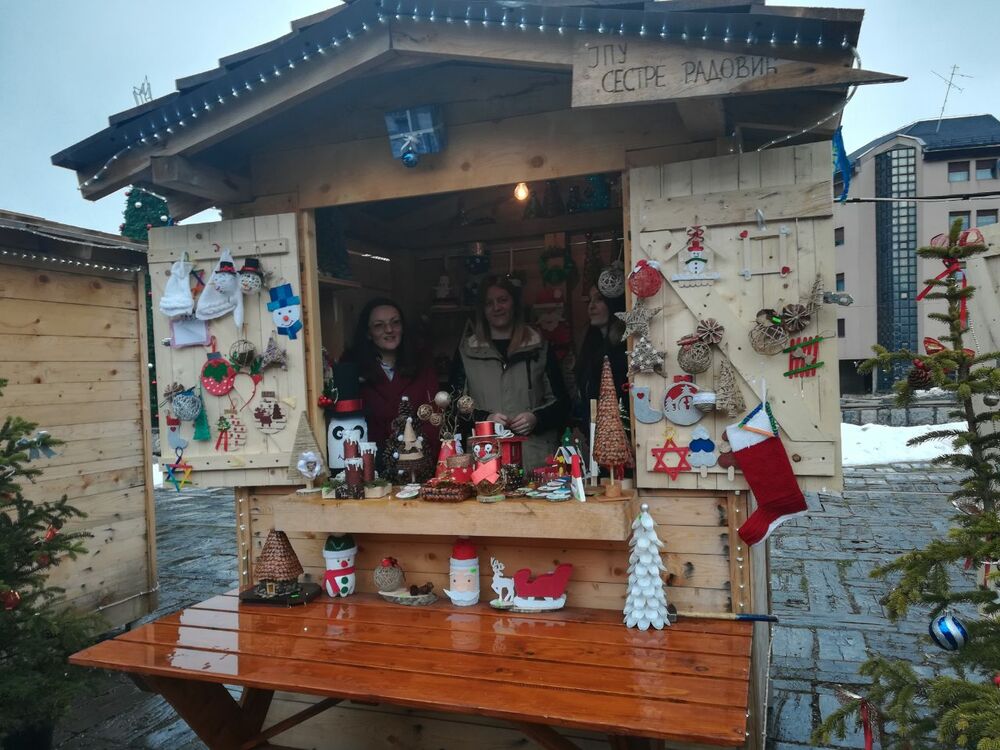 Sa Novogodišnjeg bazara u Kolašinu