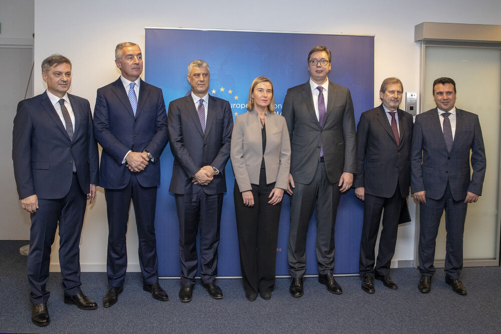 Mogerini i Han nedavno sa liderima zemalja Zapadnog Balkana, Foto: Betaphoto