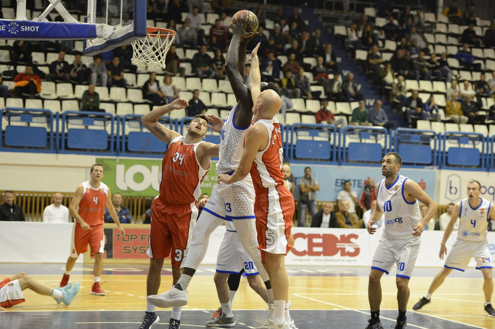 Sa prvog meča Sutjeska - Lovćen