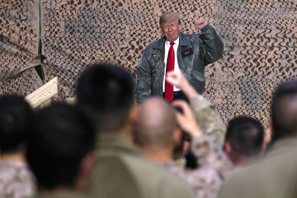 Tramp danas u Iraku, Foto: Reuters