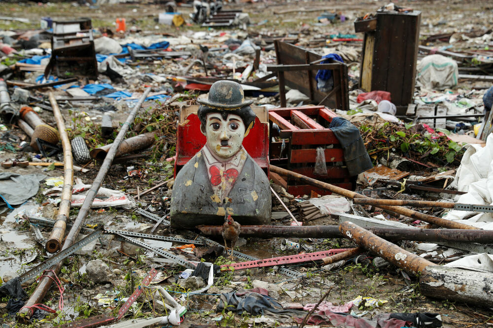 Dio uništenih predmeta, Foto: Reuters