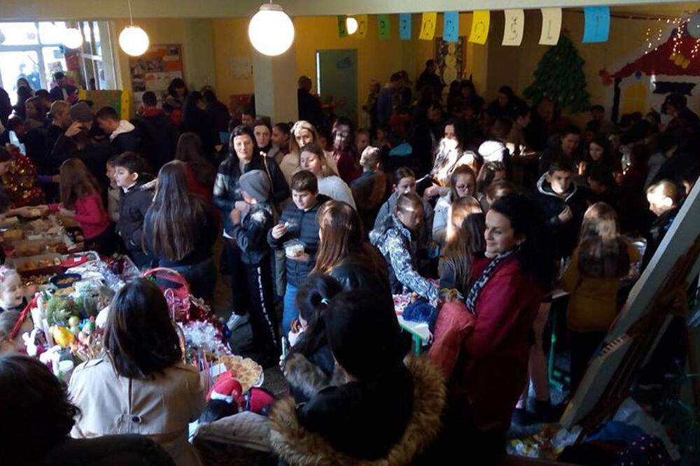 Bazar u OŠ Mrkojevići, Foto: Privatna arhiva