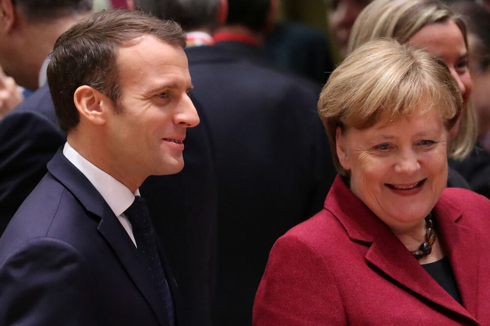 Makron i Merkel, Foto: Reuters