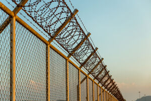 Krim podigao ogradu na granici sa Ukrajinom