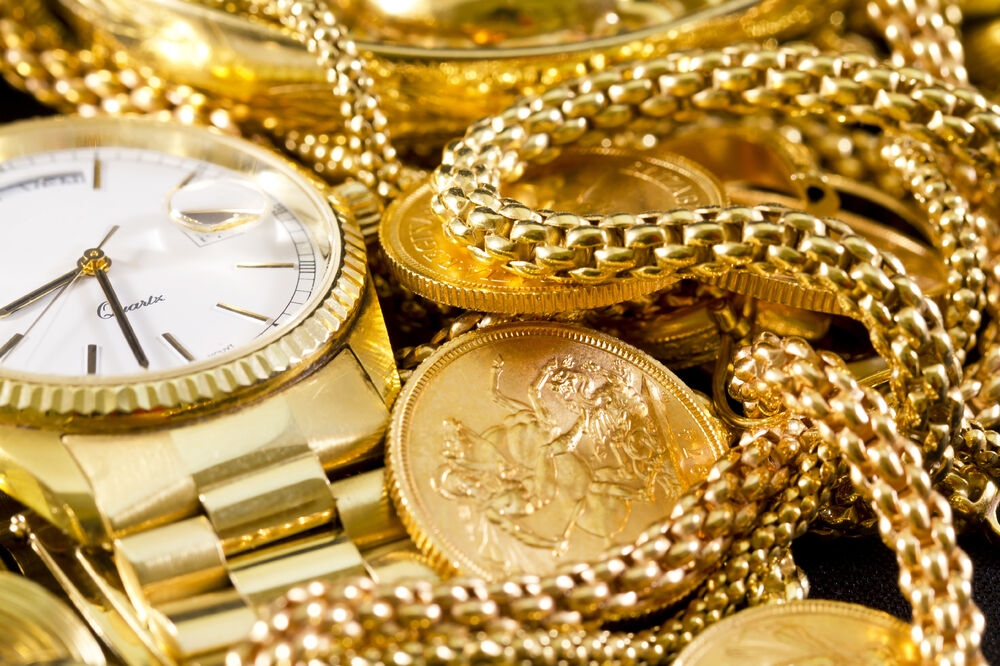 Među zaplijenjenom imovinom nalazi se skupocjeni nakit, zlato satovi (ilustracija), Foto: Shutterstock
