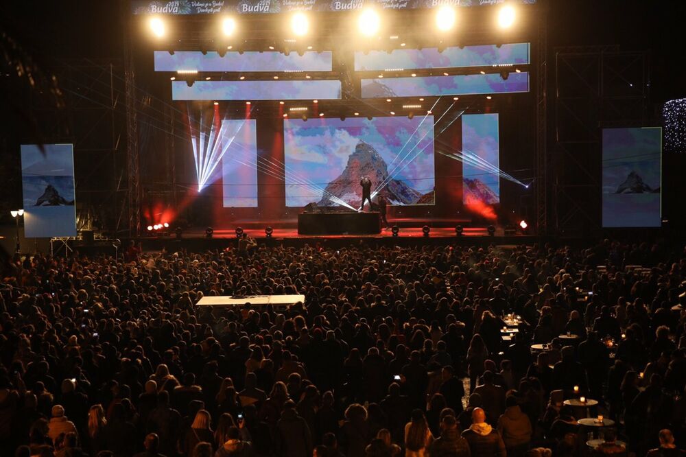 Sinoć u Budvi, Foto: Info biro