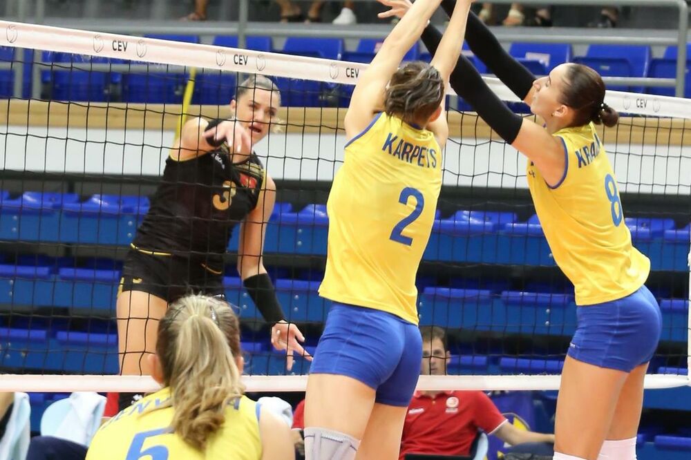 Nikoleta Perović na meču sa Ukrajinom u Baru