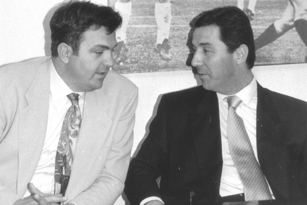 "Momci iz devedesetih": Fotografija Kneževića i Đukanovića koju je tim opisom predsjednik Atlas grupe postavio na Instagramu, Foto: Instagram