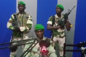 Two people suspected of the coup in Gabon were killed