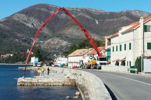 Kad nelegalne ponte postanu privatne plaže