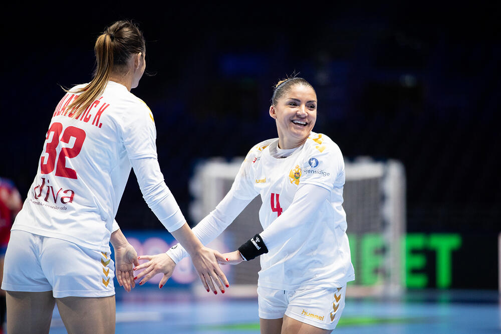 Katarina Bulatović i Jovanka Radičević, Foto: Uroš Hočevar