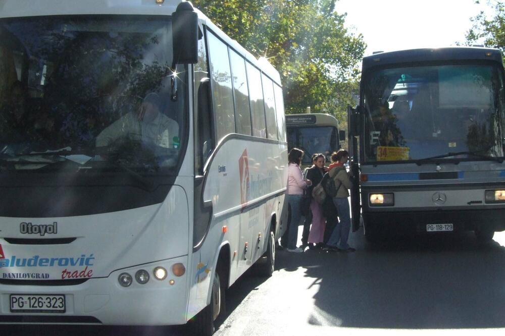 Podgorica, autobusi, Foto: Vesko Belojević