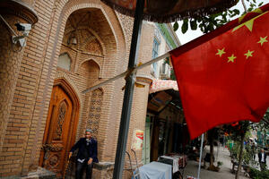 Kina: Vlada ubacuje doušnike u dnevne sobe i trpezarije muslimana?