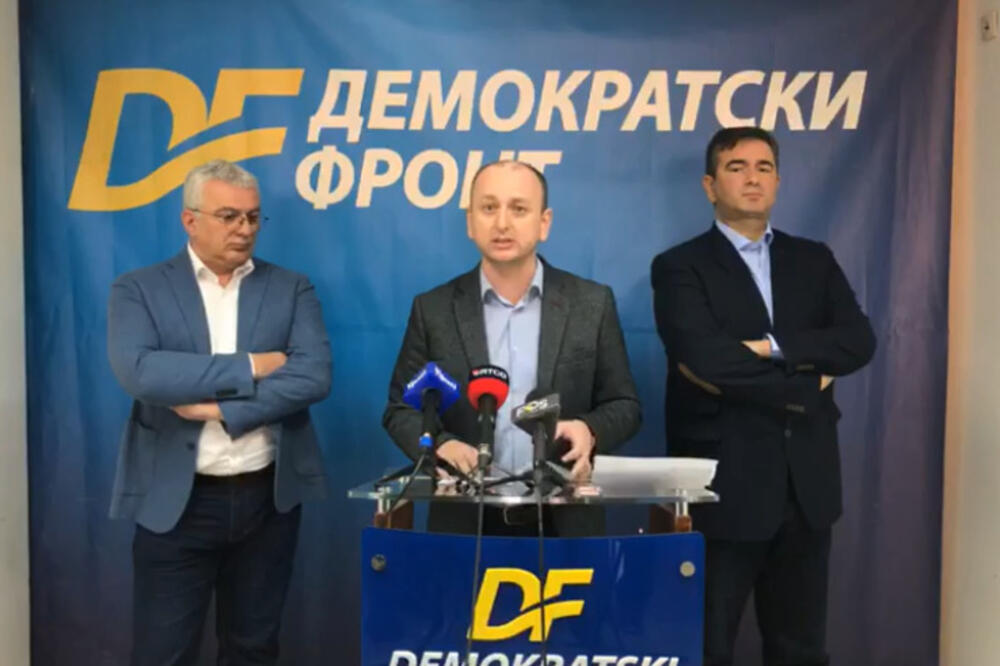 Sa presa DF-a, Foto: Facebook.com