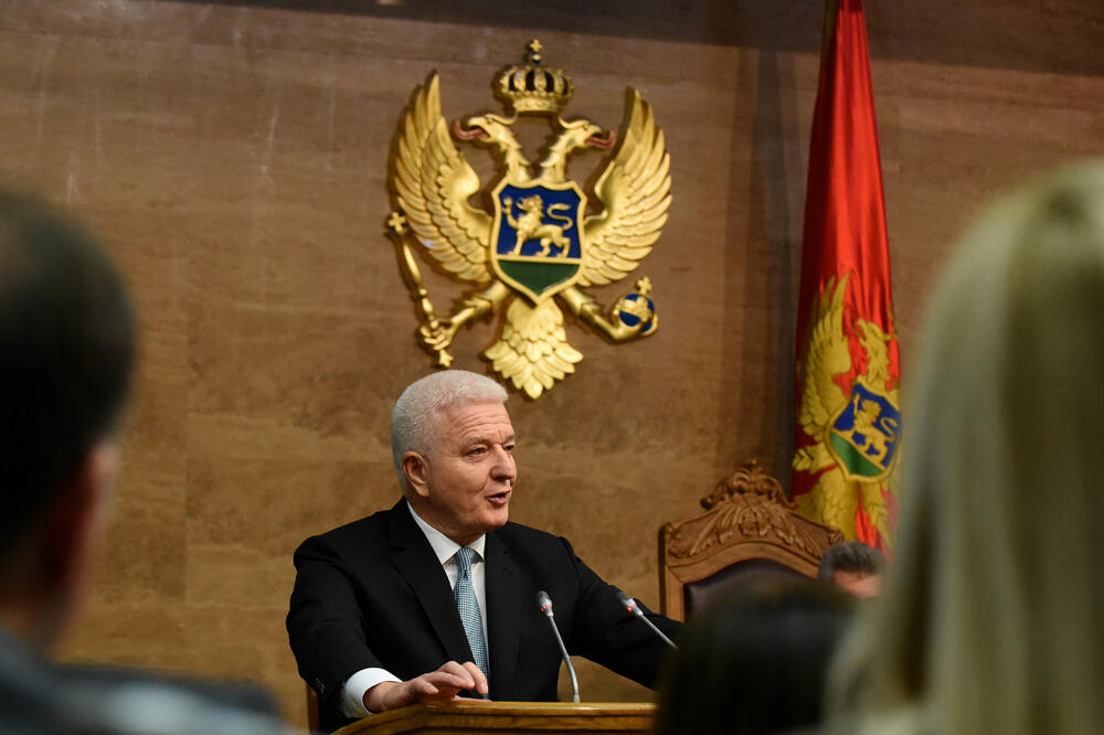 Duško Marković, premijerski sat, Foto: Boris Pejović