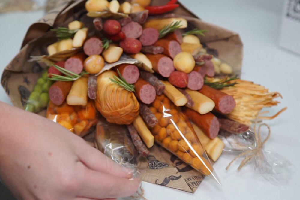 Buket, Foto: Screenshot