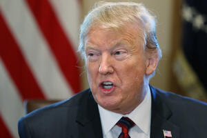 Tramp o istrazi FBI: Komi je lažljivi ljigavac