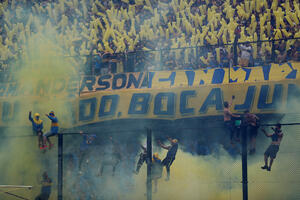 Ludilo pred utakmicu vijeka: Navijači Boke blagoslovili dres koji...