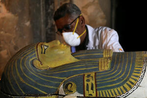 Zavirite u drevnu egipatsku grobnicu: Pronađene mumije u savršenom...