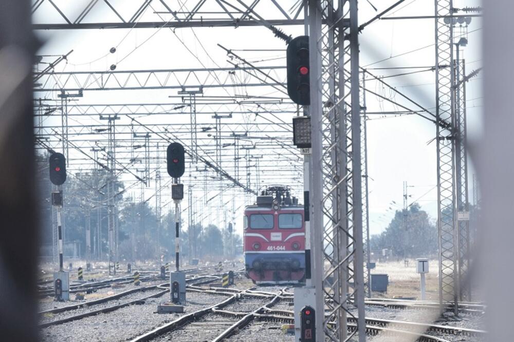 željeznica, pruga, Foto: Boris Pejović
