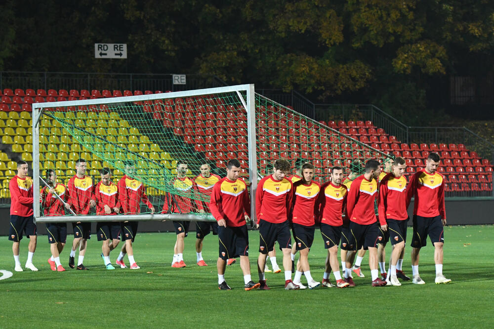 reprezentacija crne gore trening Litvanija, Foto: Savo Prelević