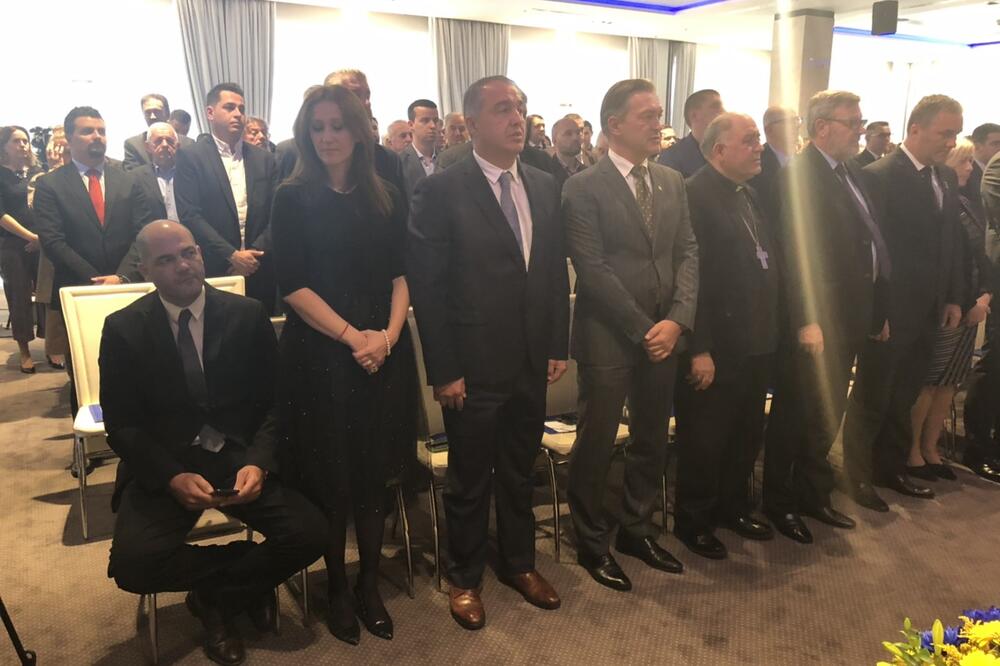 Milo Božović, himna, Foto: Vuk Lajović