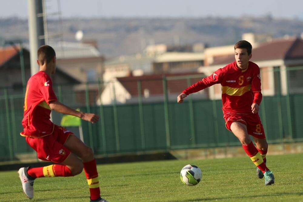 Pionirska fudbalska reprezentacija, Foto: FSCG