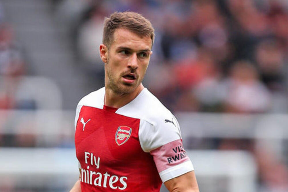 Aron Remzi, Foto: Express.co.uk.