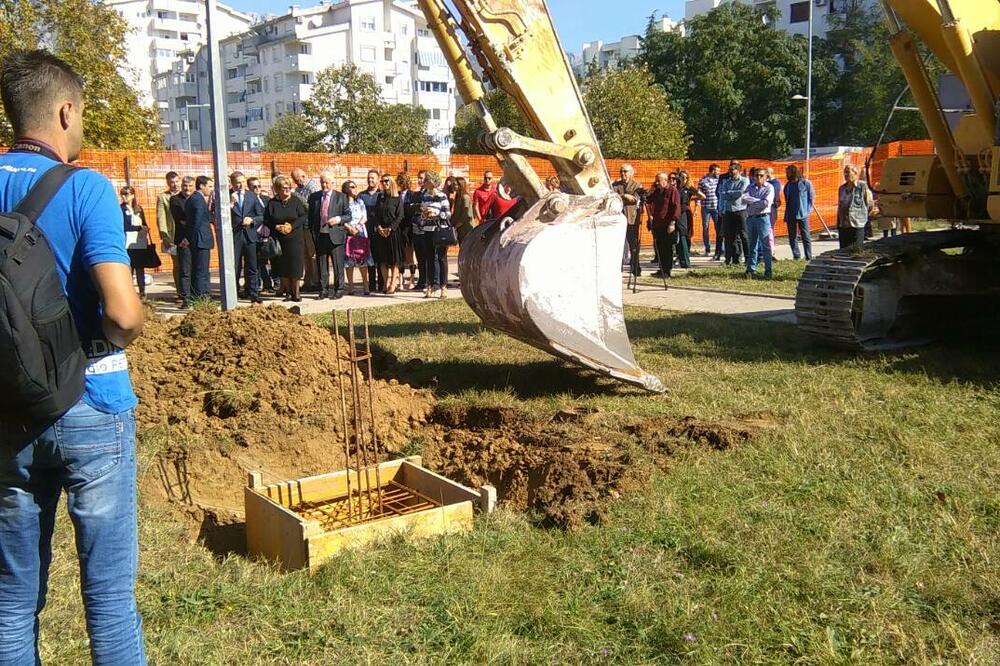 kamen temeljac, vrtić, Bar, Foto: Radomir Petrić