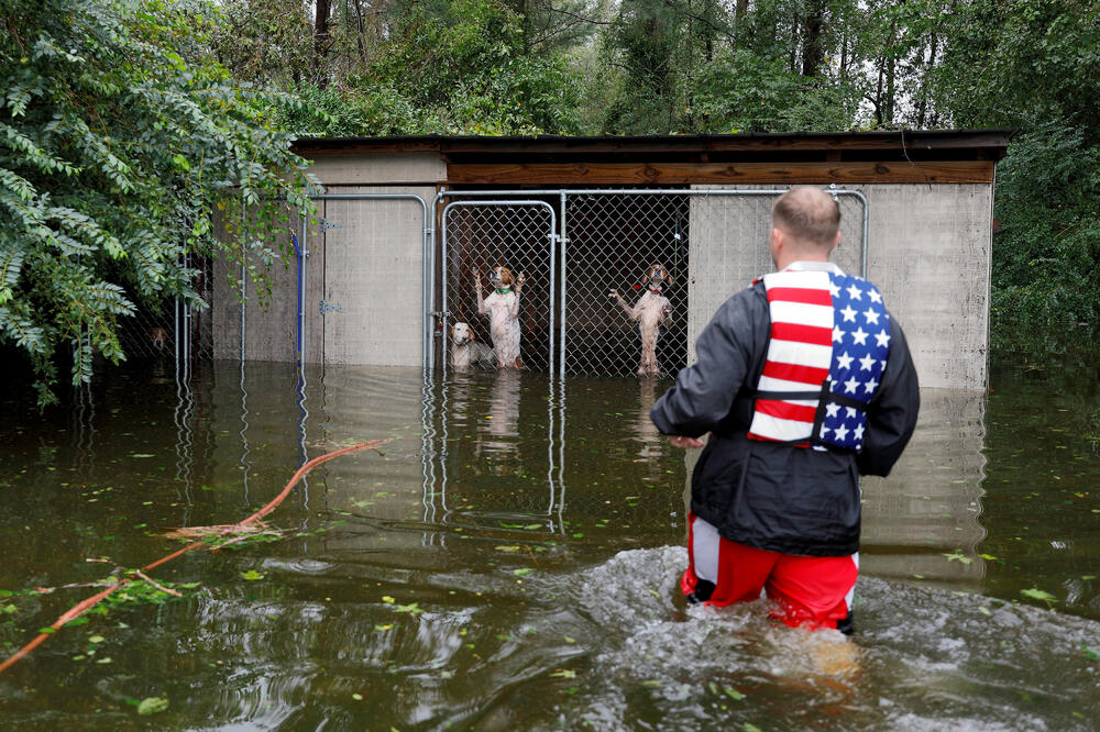 Uragan Florens, Foto: Reuters