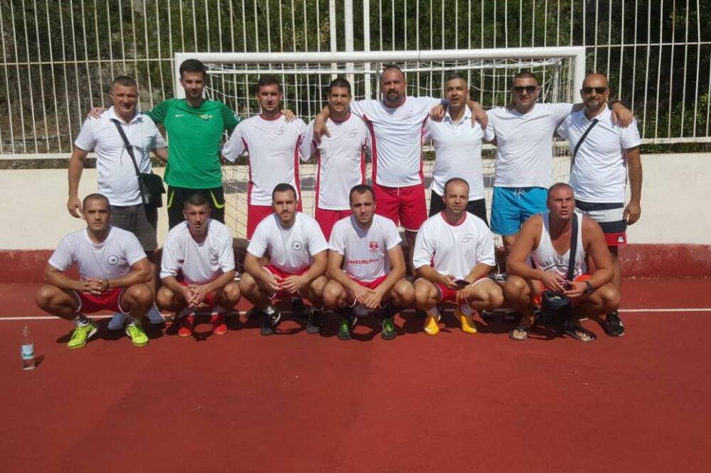 mali fudbal ekipa Sindikata uprave i pravosuđa, Foto: Privatna arhiva