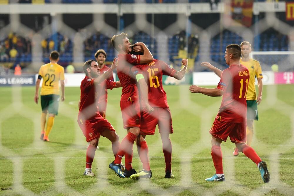 Crna Gora fudbal, Foto: Savo Prelević