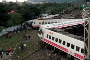 Željeznička nesreća na Tajvanu: Poginule 22 osobe, 171 povrijeđeno
