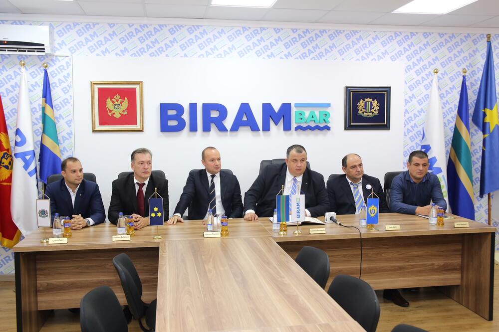 Radomir Novaković Cakan, Savo Marić, Vladimir Pavićević, Foto: Biram Bar