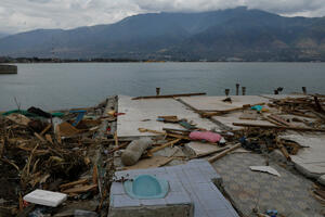 Novi bilans: U zemljotresu i cunamiju i Indoneziji poginule 1.763...