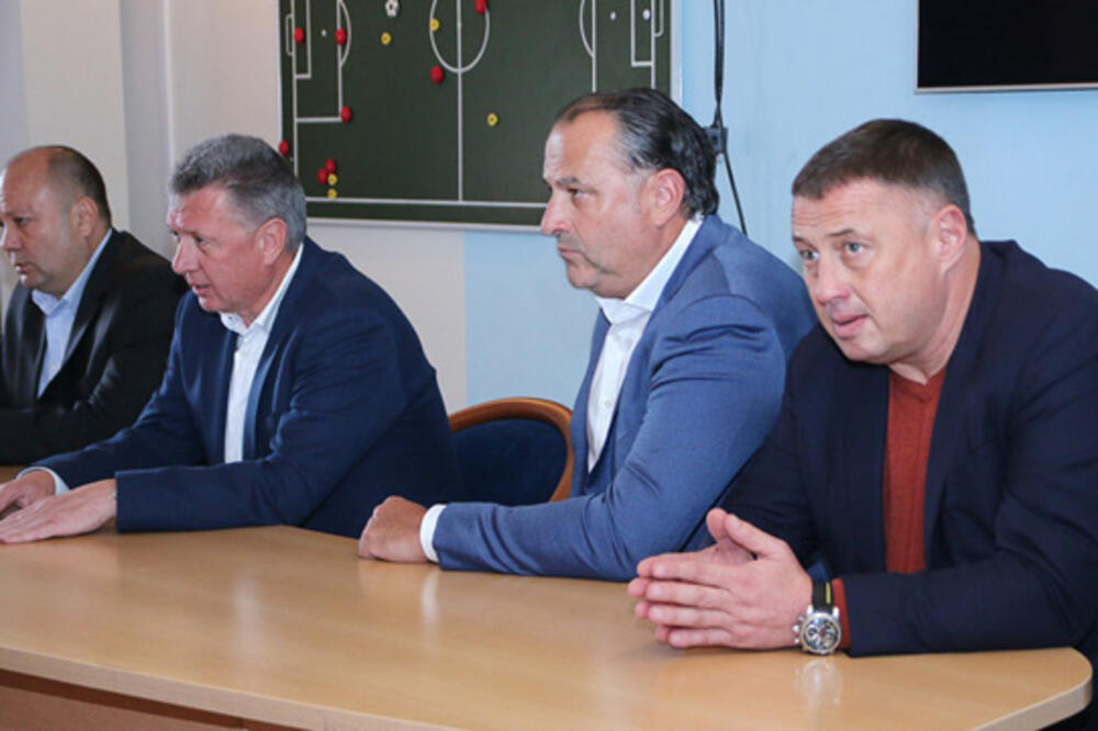 Miodrag Božović, Foto: Http://www.kc-camapa.ru