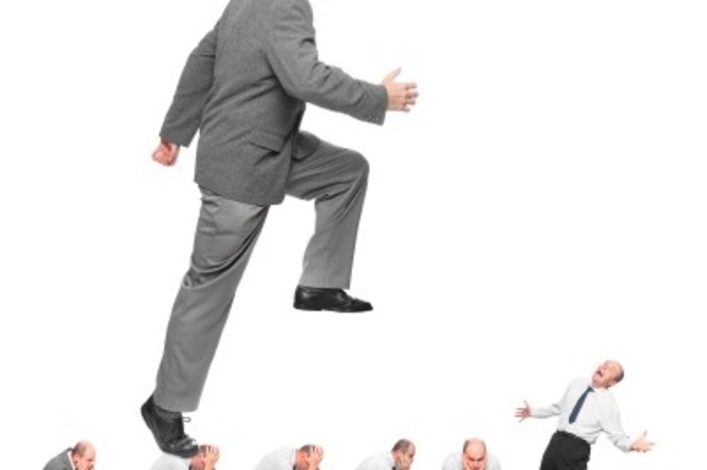 mobing1_1, Foto: Shuterstock