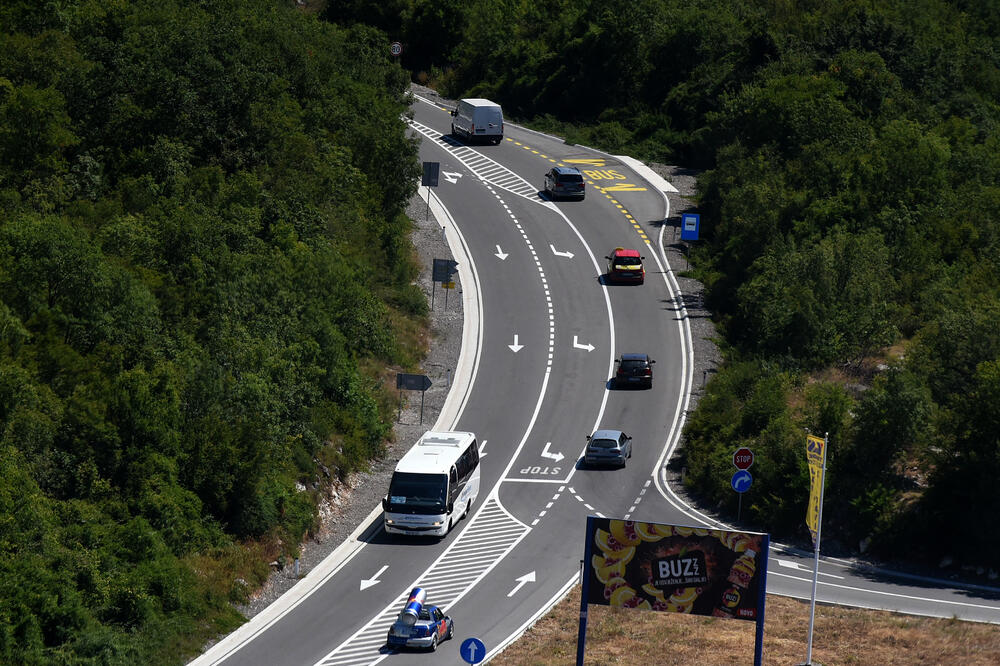 AMSCG, stanje na putevima, Foto: Boris Pejović