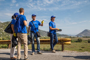 Ambasadori EU čistili obalu Skadarskog jezera