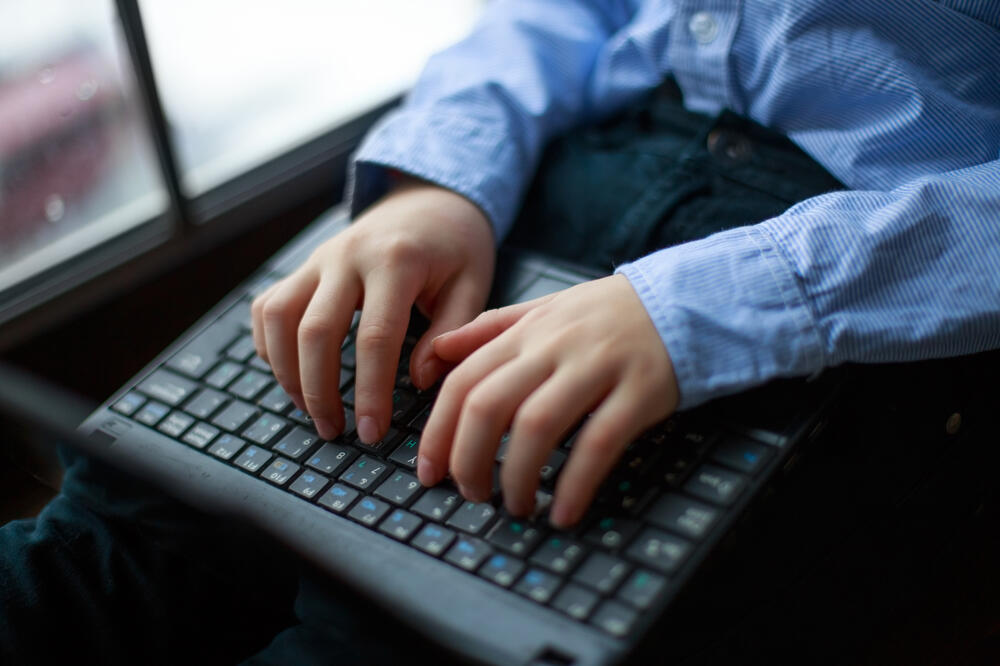djeca, internet, kompjuter, Foto: Shutterstock