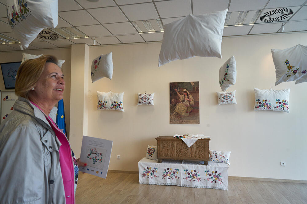 Izložba jastuci, Foto: Privatna arhiva