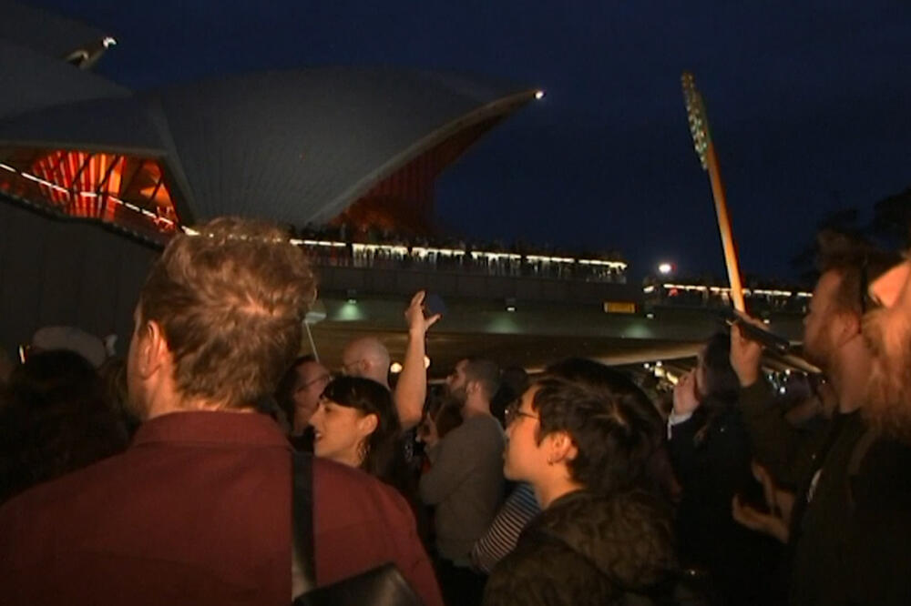 Kad čuvena opera postane "najveći bilbord Australije", Foto: Vijesti video