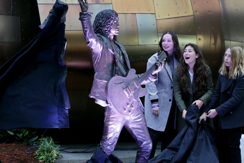 kris kornel spomenik, Foto: Beta-AP