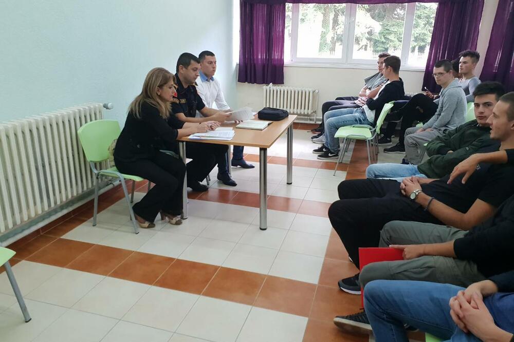 policija predavanje mojkovac, Foto: Policija