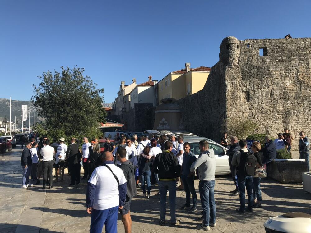 Budva protest Školj