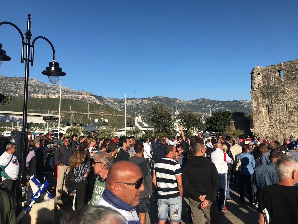 Budva protest Školj