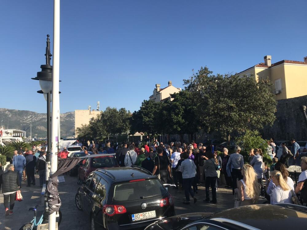Budva protest Školj