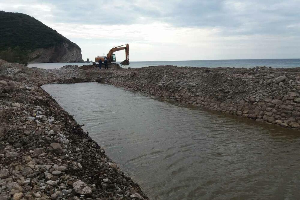 Austrougarski kanal, Buljarica, Foto: Vuk Lajović