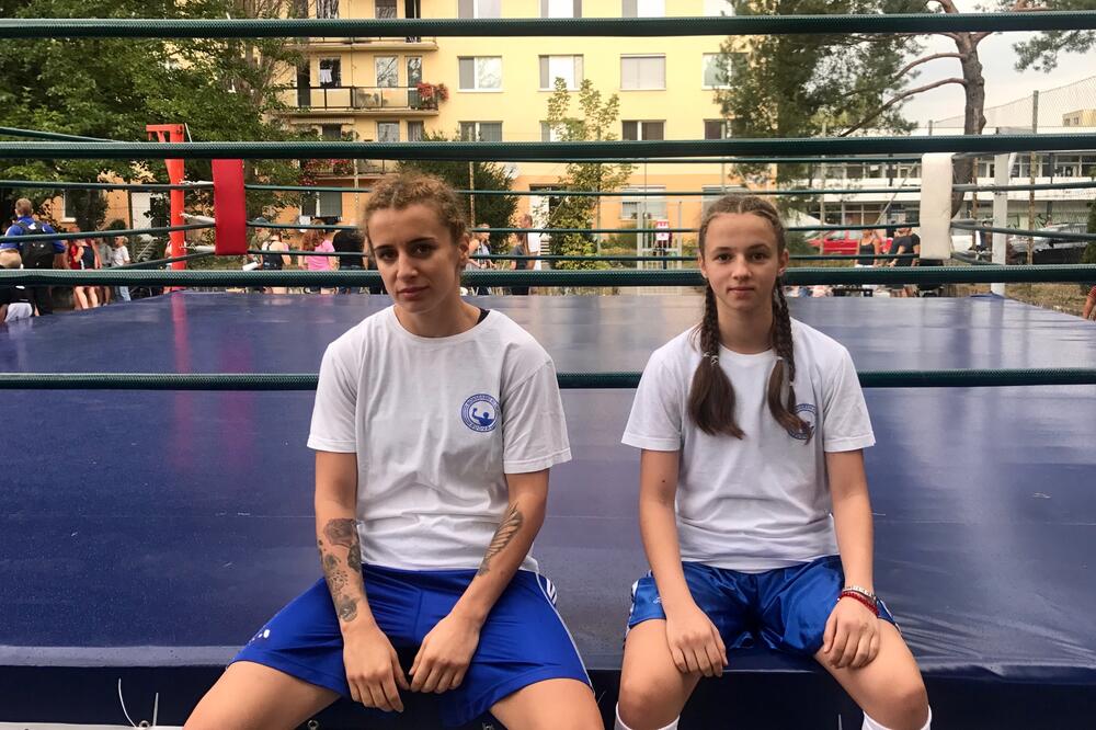 Tamara Radunović i Bojana Gojković, Foto: Bokserski klub Budva